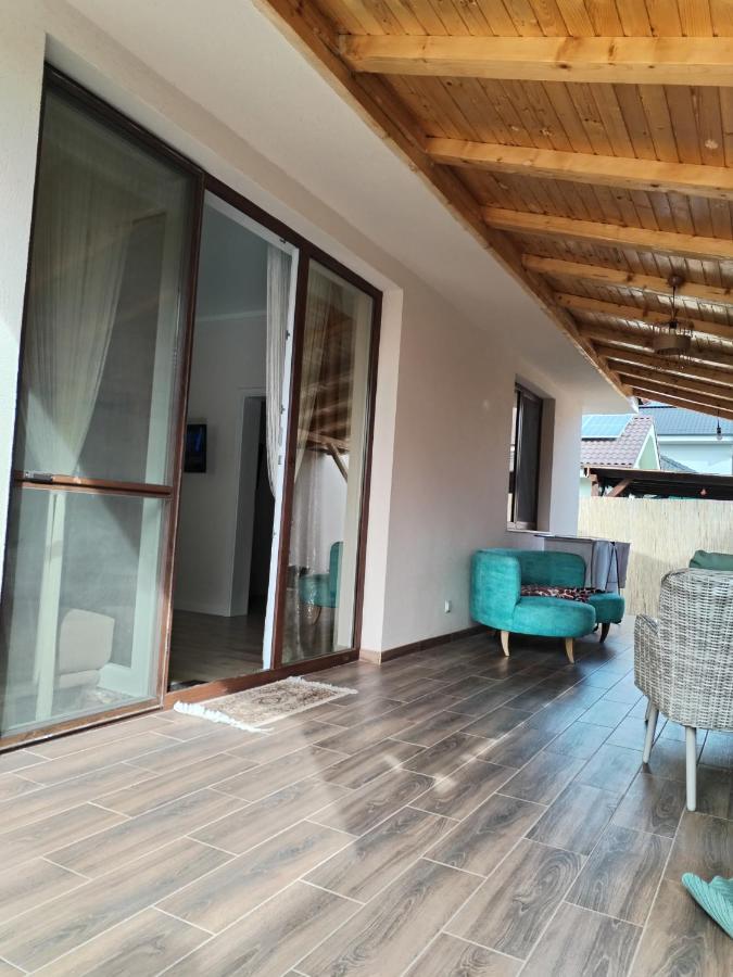 Casa De Langa Lac Орадеа Екстериор снимка